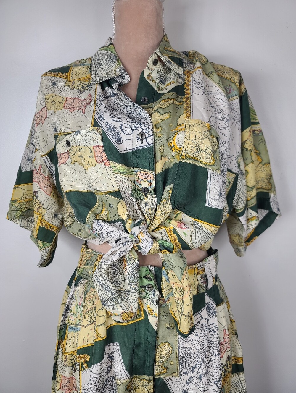 Vintage Whistles Silk Matching Camp Short Sleeve Top & Culotte Shorts Set M - Picture 6 of 16